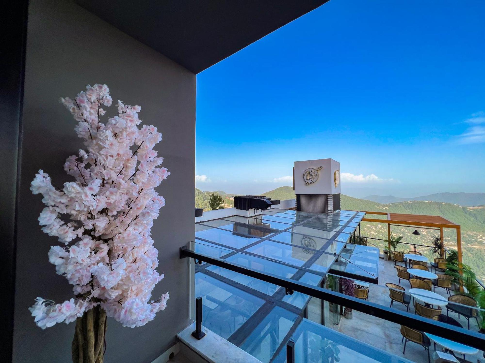 Fiora Hotel 穆里 外观 照片